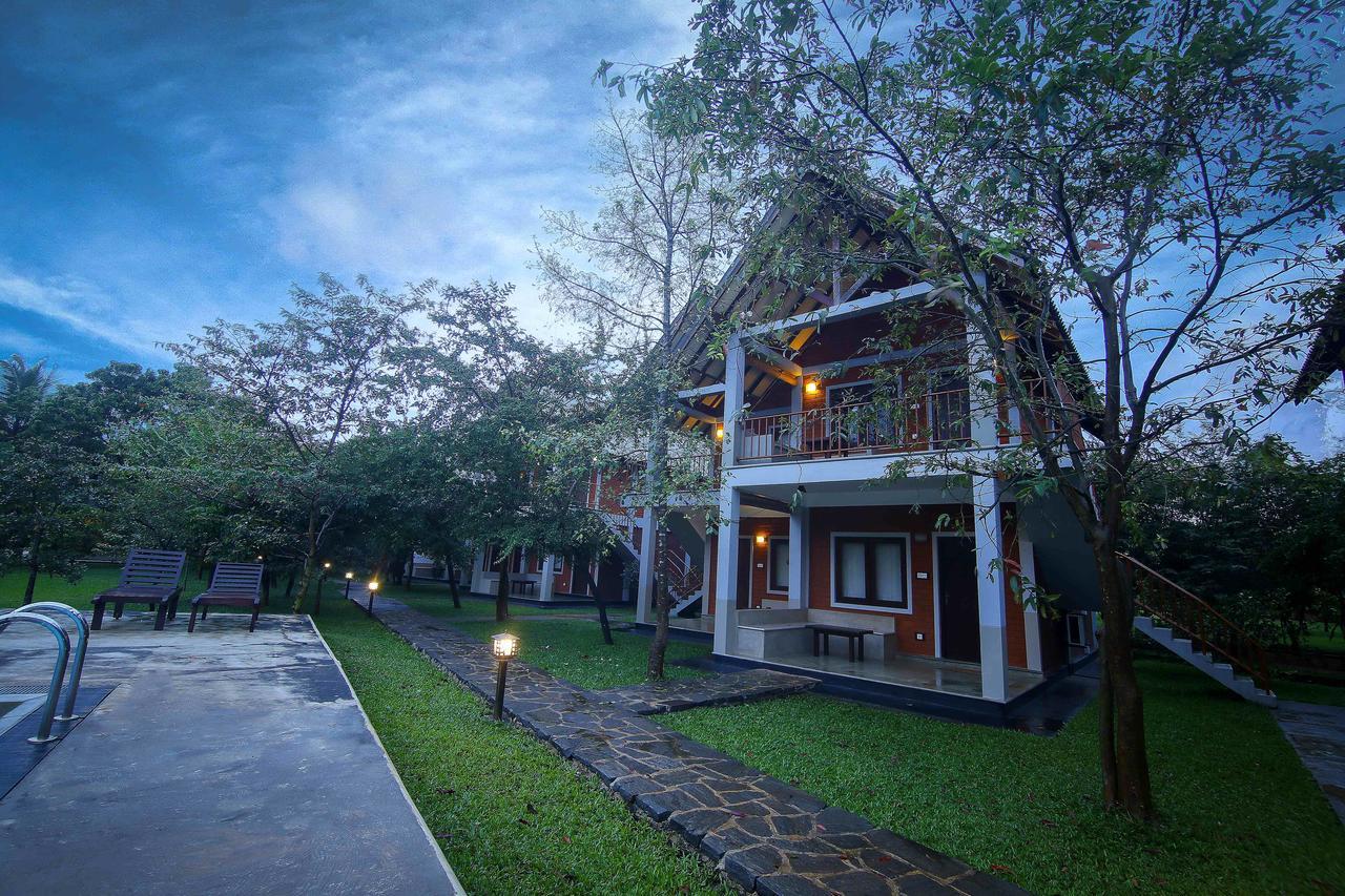 Elephas Resort & Spa 시기리야 외부 사진
